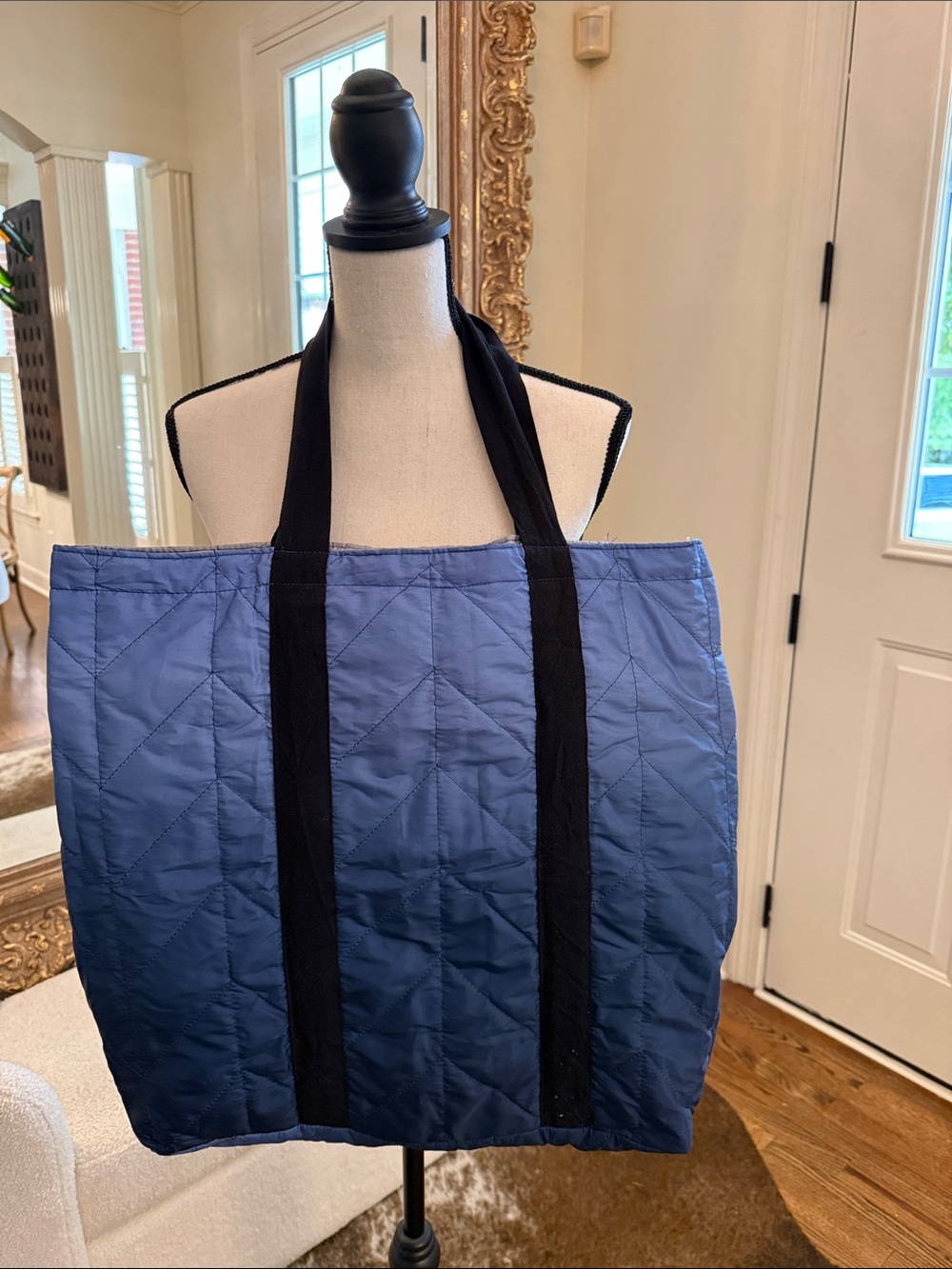 Quilted Ombre Reversible Large Tote Bag in Blue with Black Straps Reverses Gray